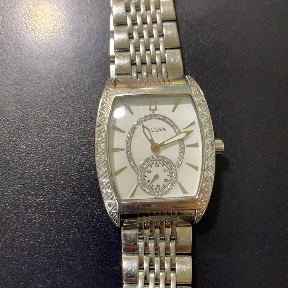 Bulova Wrist Watch DIAMONDS, used